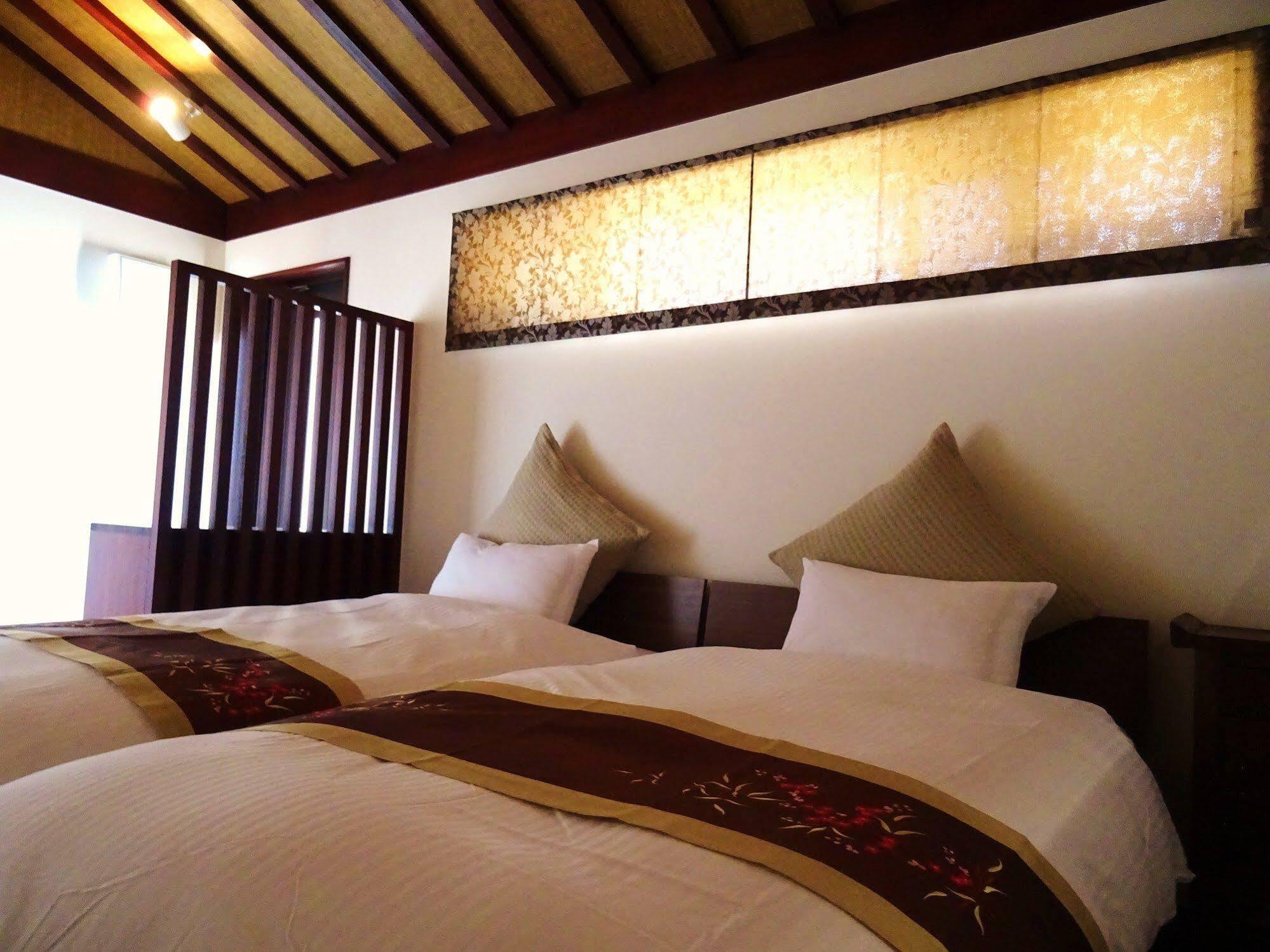 Hotel Ocean Hills Kouri Nakijin Exterior foto